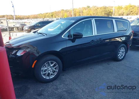 2026 Chrysler Voyager Lx z USA, uszkodzony, nr VIN 2C4RC1CG9TR173183